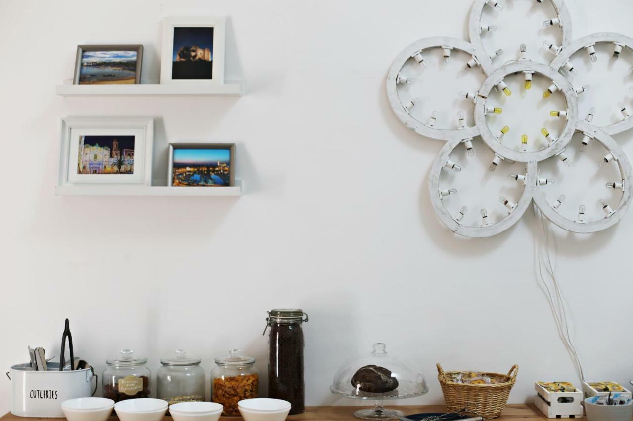 トラーニ La Mitria Bed & Breakfast エクステリア 写真